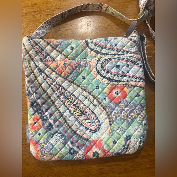 Vera Bradley multi-compartment travel crossbody bag in Citrus Paisley pattern - Picture 3 of 14